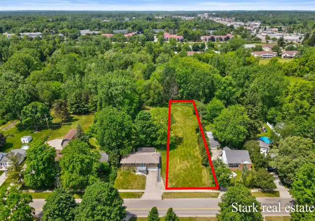 Homes for sale in Grand Rapids, MI | 233 Sunset Hills Ave, Grand Rapids, MI 49534 | MLS# 70537055