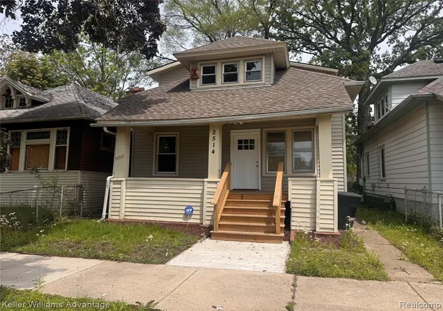 2nd image of 2514 Beals St, Detroit, MI 48214 | MLS# 60997847