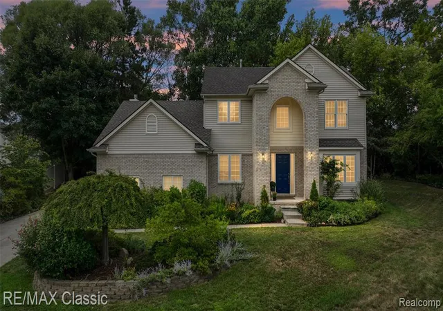 Photo 5 of Sale Pending at 20756 Hannah Ct, Novi, MI 48375 4775 | MLS# 61025294 | Listing updated on 2026-08-31