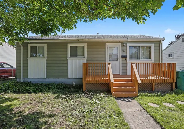 1st image of 1302 Commonwealth Ave, Ypsilanti, MI 48198 | MLS# 70542021