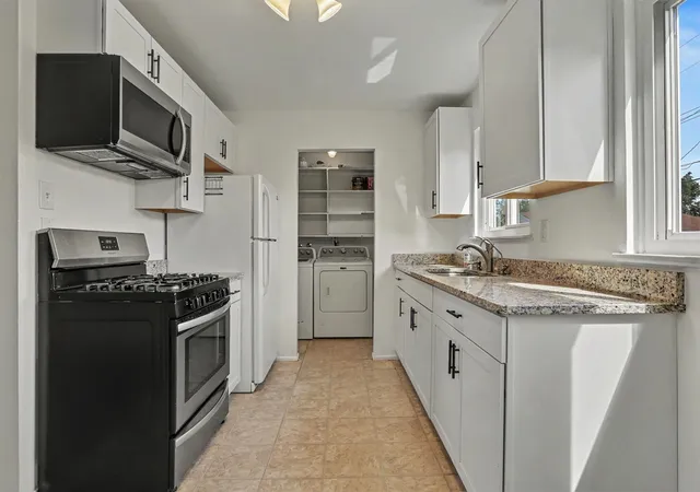 4th image of 1302 Commonwealth Ave, Ypsilanti, MI 48198 | MLS# 70542021