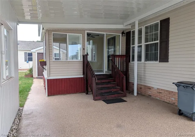 Photo 3 of Manufactured home for sale at 6203 Sq Lake Dr, Kimball, MI 48074 | MLS# 61015308 | Listing updated on 2026-09-01