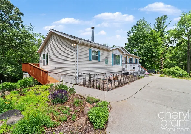 Homes for sale in Morley, MI | 4103 170Th Ave, Morley, MI 49336 | MLS# 70539874