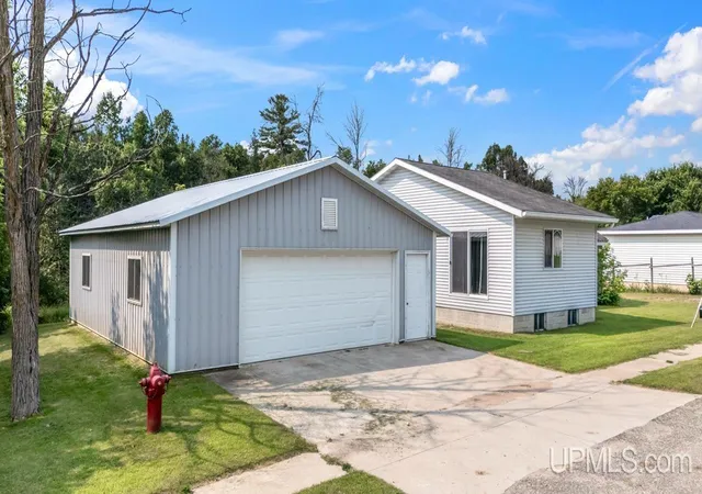 Photo 2 of Single family home for sale at W3657 Greenwood Ave, Spalding, MI 49886 | MLS# 50184206 | Listing updated on 2026-03-25