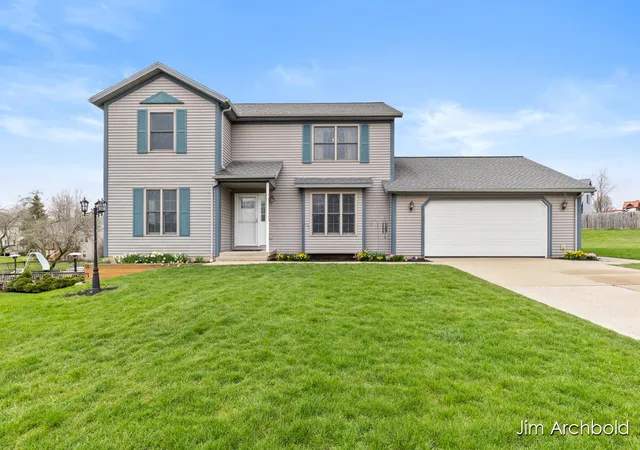 Homes for sale in Grand Rapids, MI | 2927 Valley Ave, Grand Rapids, MI 49544 | MLS# 70525155
