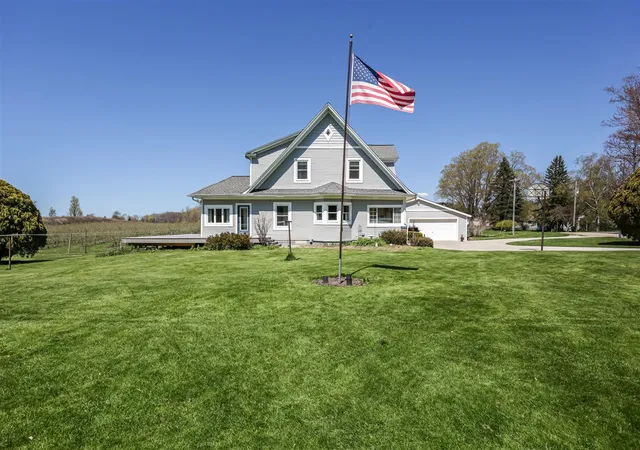 Homes for sale in Hart, MI | 3338 W Abbey Rd, Hart, MI 49420 | MLS# 70518055