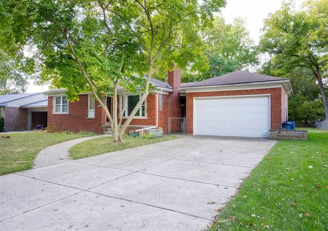 Photo 3 of Sale Pending at 15065 Garfield St, Redford, MI 48239 | MLS# 70500177 | Listing updated on 2025-11-12