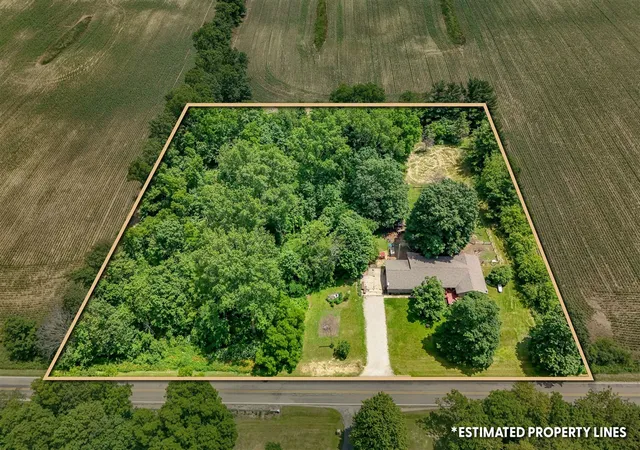 Homes for sale in Reading, MI | 7051 Long Lake Rd, Reading, MI 49274 | MLS# 70541420