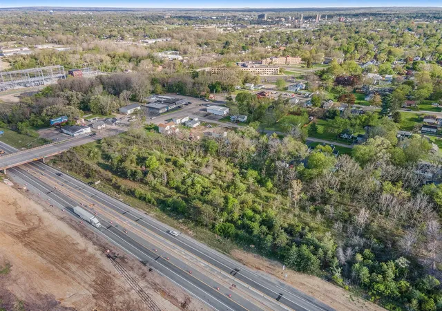 1st image of 0 Lansing Ave, Jackson, MI 49202 | MLS# 70513157