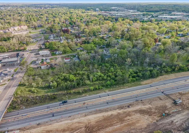 2nd image of 0 Lansing Ave, Jackson, MI 49202 | MLS# 70513157
