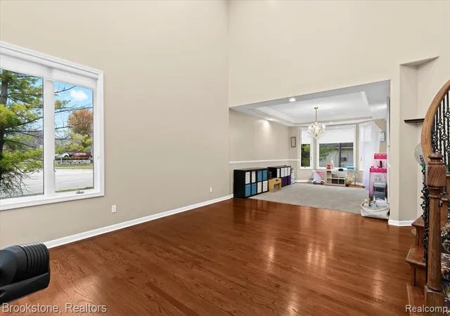 Photo 5 of Single family home for sale at 2115 Aldwin Dr, West Bloomfield, MI 48324 | MLS# 61008354 | Listing updated on 2026-07-08