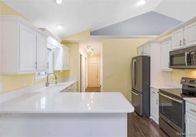 Photo 4 of Sale Pending at 7030 Jennings Rd, Swartz Creek, MI 48473 8809 | MLS# 61011856 | Listing updated on 2026-09-19
