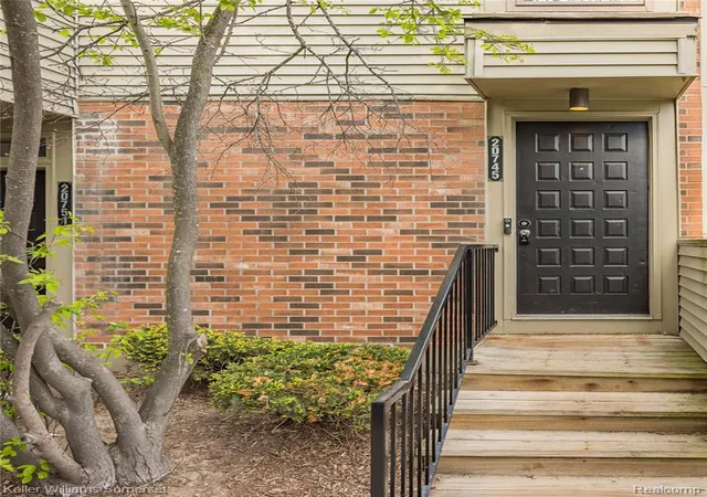 4th image of 20745 Indian Creek Dr, Farmington Hills, MI 48335 | MLS# 60992609