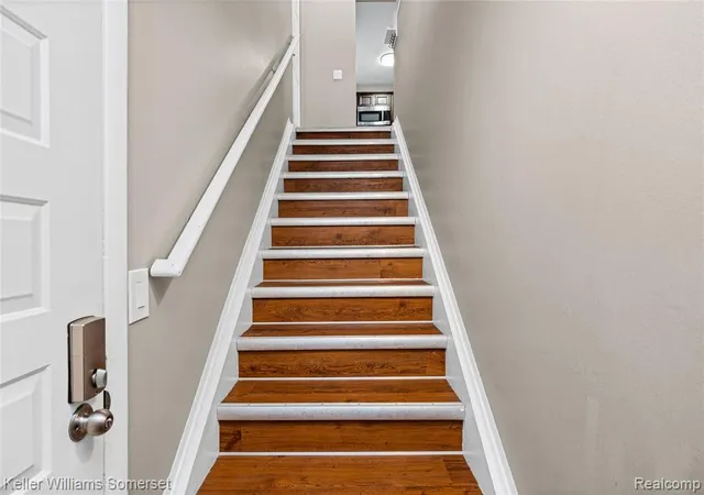 5th image of 20745 Indian Creek Dr, Farmington Hills, MI 48335 | MLS# 60992609