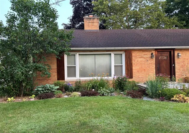 2nd image of 401 Richard Ave, Lansing, MI 48917 | MLS# 60960142
