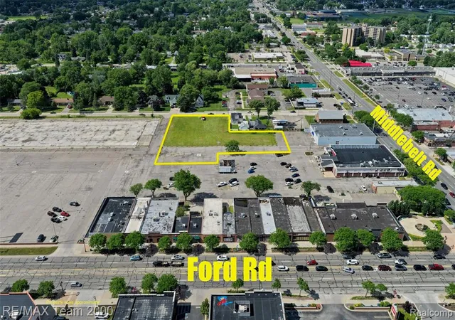 1st image of 5705 Middlebelt Rd, Garden City, MI 48135 | MLS# 61005547