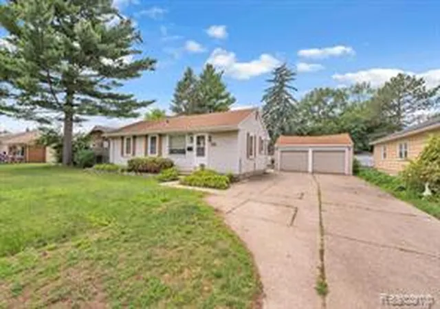 Homes for sale in Dearborn Heights, MI | 5693 Colonial St, Dearborn Heights, MI 48127 | MLS# 61008429