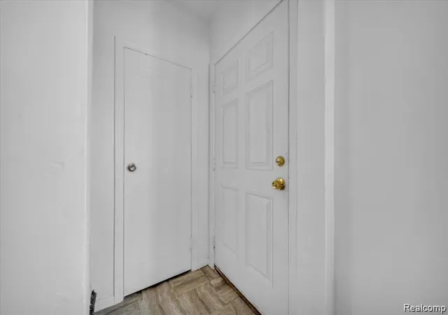 2nd image of 16608 Mansfield St, Detroit, MI 48235 | MLS# 60968195