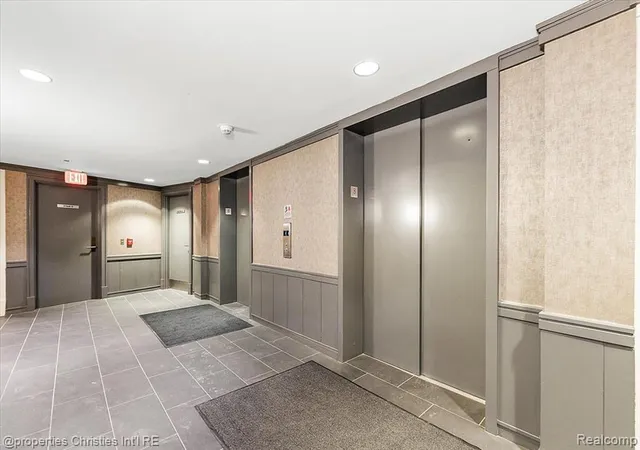 Photo 4 of Condominium at 411 S Old Woodward Ave #824, Birmingham, MI 48009 | MLS# 60974970 | | Sold on 2026-03-26