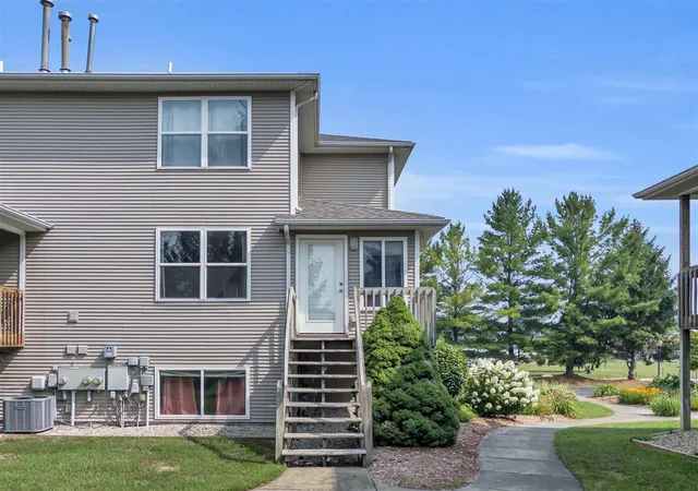 Photo 3 of Sale Pending at 8450 N Ctr Park Dr #11, Byron Center, MI 49315 | MLS# 70547240 | Listing updated on 2026-08-25