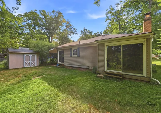 Photo 3 of Single family home for sale at 2757 Cascade Springs Dr, Grand Rapids, MI 49546 | MLS# 70545499 | Listing updated on 2026-08-17