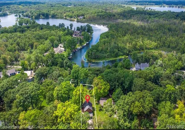 Homes for sale in Whitmore Lake, MI | 4583 Cornwell Ln, Whitmore Lake, MI 48189 | MLS# 61006254