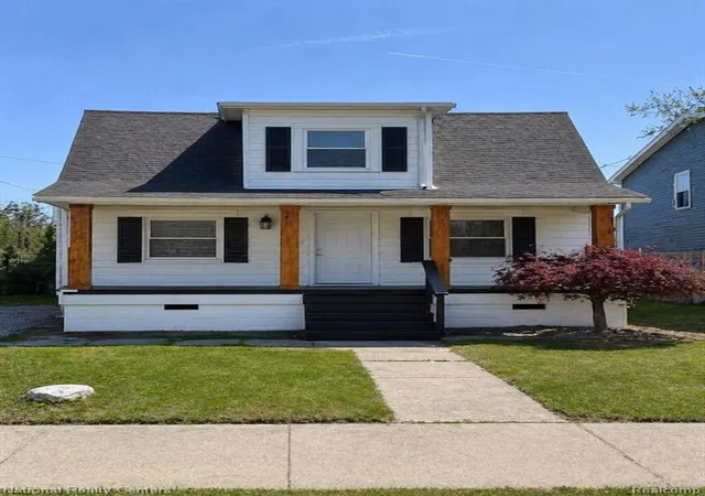 Homes for sale in Clinton Township, MI | 20510 Broadacres St, Clinton Township, MI 48035 4014 | MLS# 60987323