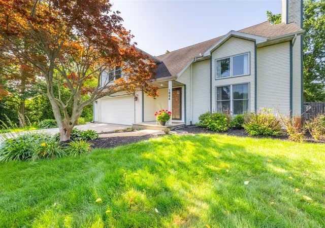 Homes for sale in Saint Joseph, MI | 1664 Southfield Pkwy, Saint Joseph, MI 49085 | MLS# 70543549
