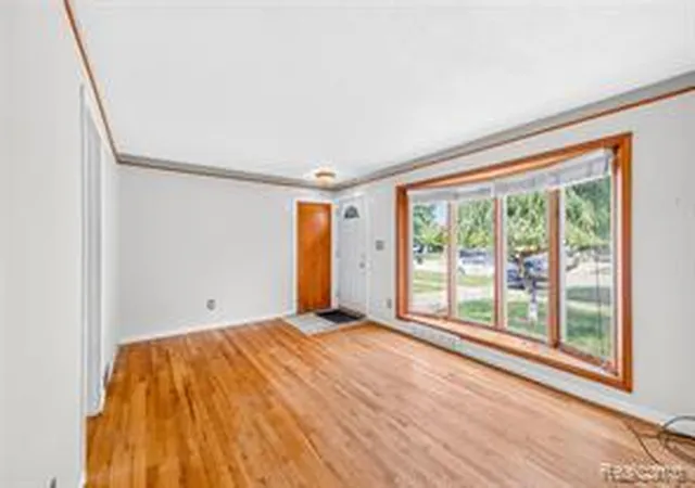 Homes for sale in Westland, MI | 32039 Avondale St, Westland, MI 48186 | MLS# 61009640