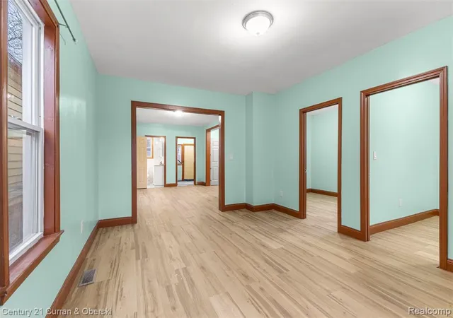 3rd image of 4621 Junction St, Detroit, MI 48210 | MLS# 60983872