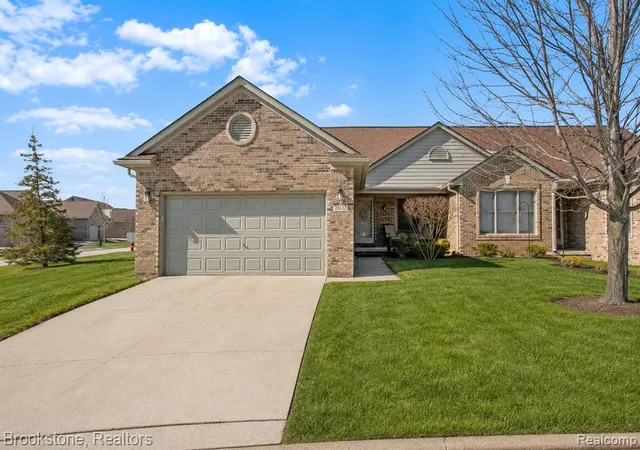 Photo 1 of Condo for sale at 35413 Upmann Dr, Sterling Heights, MI 48310 5323 | MLS# 61024205 | Listing updated on 2026-09-13