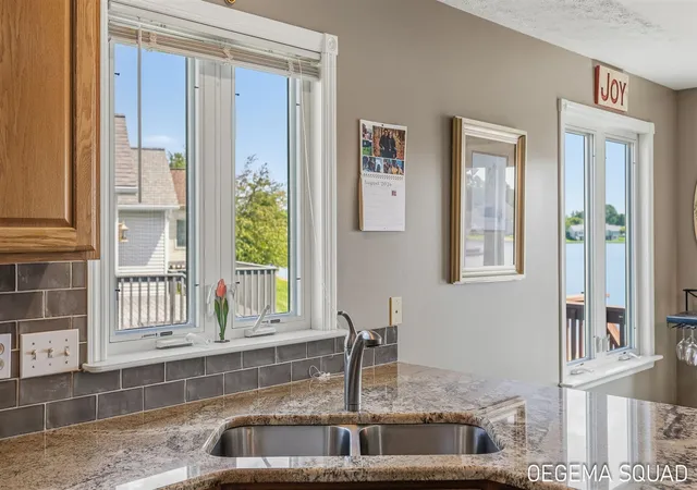 Photo 4 of Single family home for sale at 13066 Blueberry Ln, Holland, MI 49424 | MLS# 70554260 | Listing updated on 2026-08-25