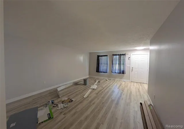 Photo 3 of Single family home for sale at 4218 17th St, Detroit, MI 48208 2509 | MLS# 61024312 | Listing updated on 2026-08-26