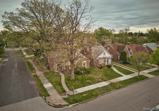 3rd image of 18718 Snowden St, Detroit, MI 48235 | MLS# 60992723