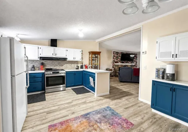 5th image of 90 Menlo Park Dr, Belleville, MI 48111 | MLS# 61003508
