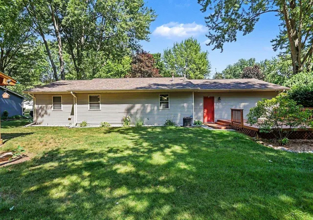 3rd image of 2530 Sierra Dr, Saginaw, MI 48609 | MLS# 50213974