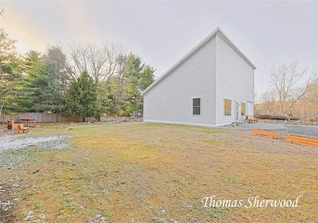 2nd image of 12315 Podunk Ave, Greenville, MI 48838 | MLS# 70524023
