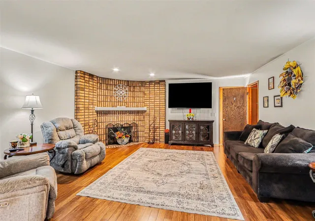 Homes for sale in Plainwell, MI | 38 Clubhouse Ct, Plainwell, MI 49080 | MLS# 70535140