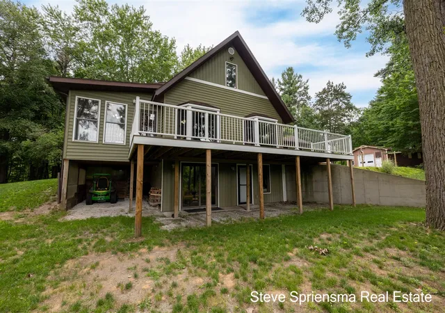 Homes for sale in Allendale, MI | 11774 84th Ave, Allendale, MI 49401 | MLS# 70543742