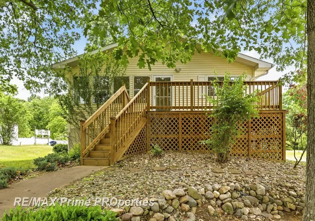 Homes for sale in Columbiaville, MI | 594 Lou Alice Dr, Columbiaville, MI 48421 | MLS# 50212644