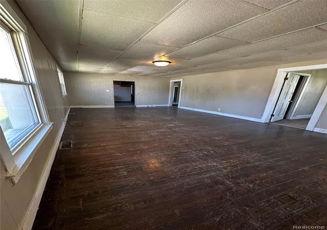 5th image of 2500 Salt St, Saginaw, MI 48602 | MLS# 60399282