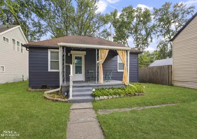 1st image of 1312 E Harry Ave, Hazel Park, MI 48030 | MLS# 50218074