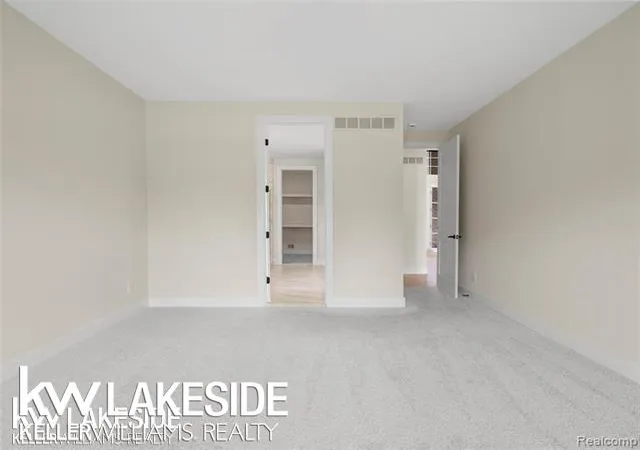5th image of 18923 Via Firenze Dr, Macomb, MI 48044 | MLS# 50219486
