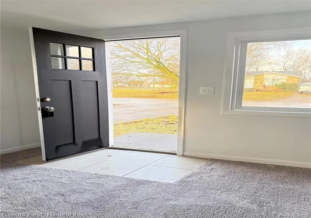 3rd image of 128 Henry Ruff Rd, Garden City, MI 48135 | MLS# 60977442