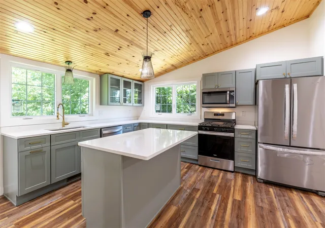 3rd image of 786 W Colon Rd, Bronson, MI 49028 | MLS# 70545405