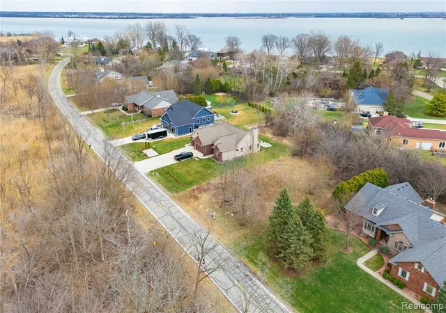 2nd image of 129 Meridian, Grosse Ile, MI 48138 | MLS# 60980553