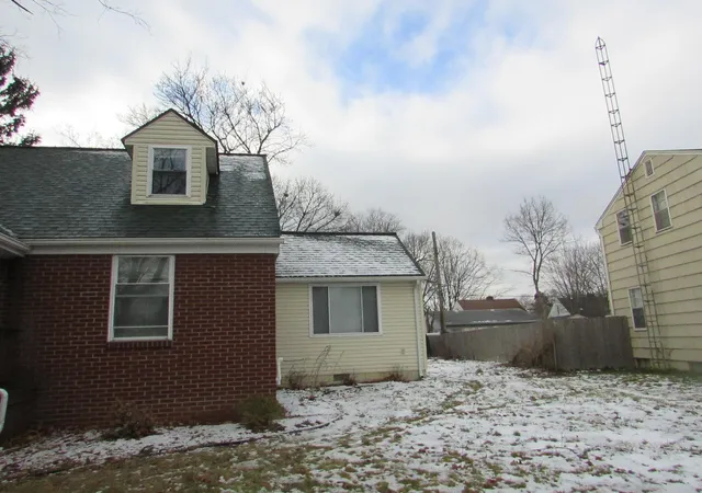 Homes for sale in Flint, MI | 434 Chalmers St, Flint, MI 48503 | MLS# 50199457