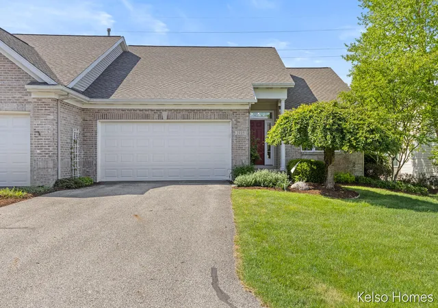1st image of 2009 Bryceway Ct, Grand Rapids, MI 49505 | MLS# 70534156