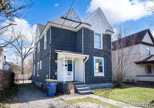 Homes for sale in Grand Rapids, MI | 908 Eastern Ave, Grand Rapids, MI 49507 | MLS# 70510338