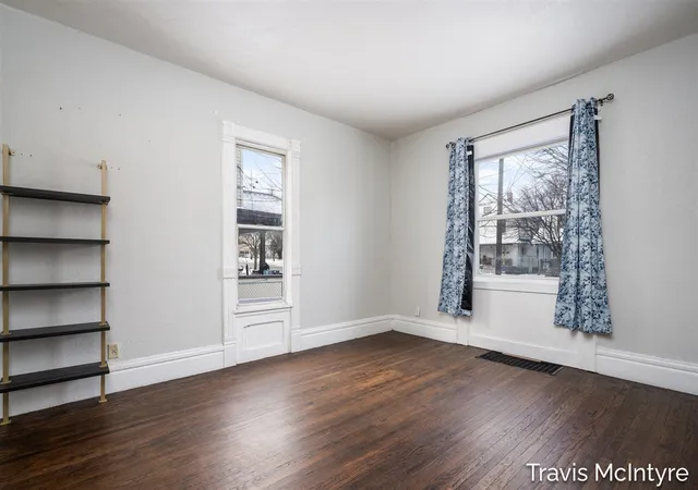Homes for sale in Grand Rapids, MI | 908 Eastern Ave, Grand Rapids, MI 49507 | MLS# 70510338